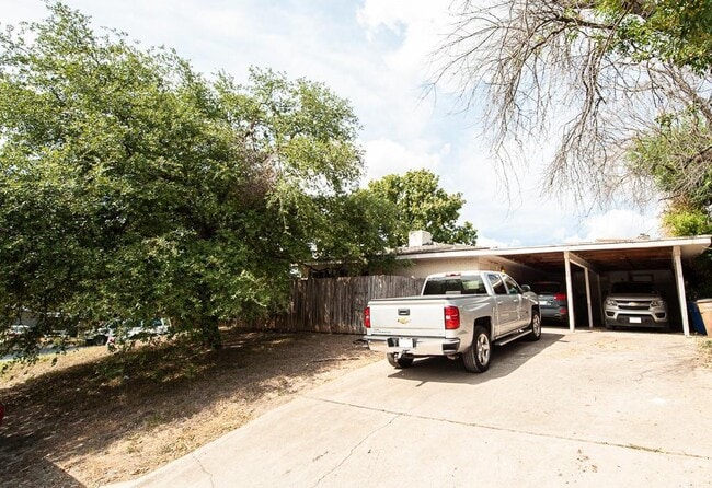 Photo - 7303 Grand Canyon Dr