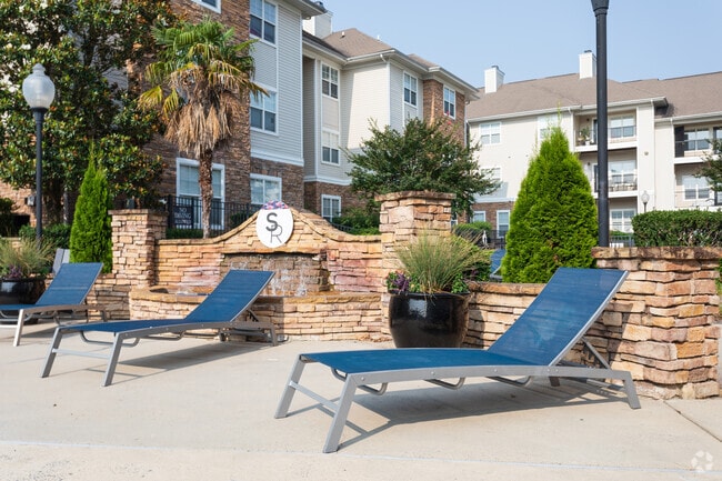Pool Area - Stone Ridge Apartments