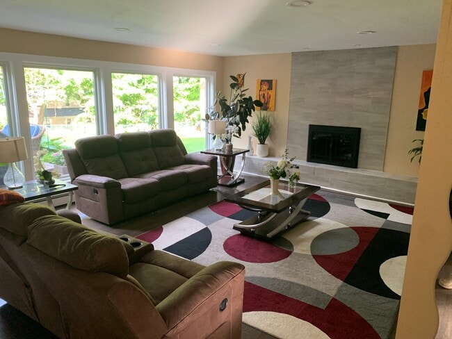Photo - 116 Beechwood Ln