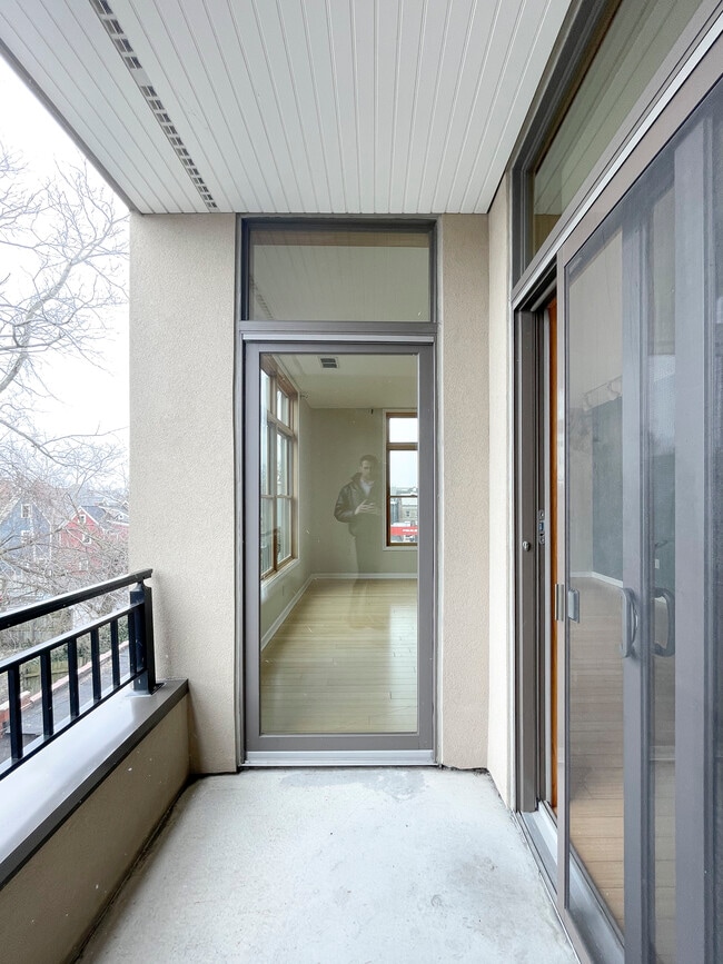 448 Elmwood Ave