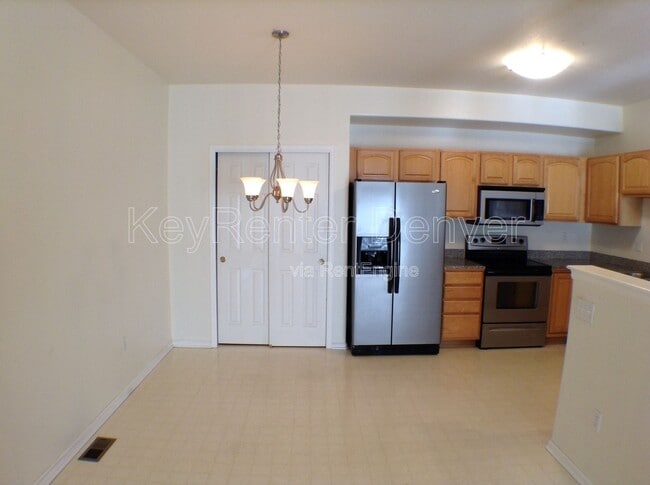 Photo - 11045 Huron St