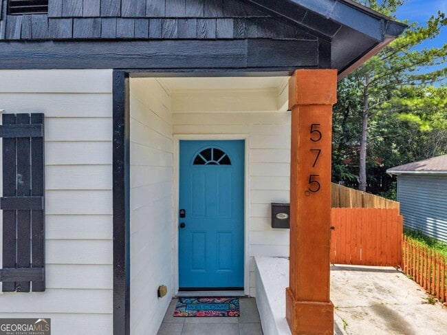 575 Martin St SE