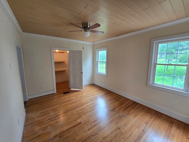 Photo - 7388 Oldhams Rd