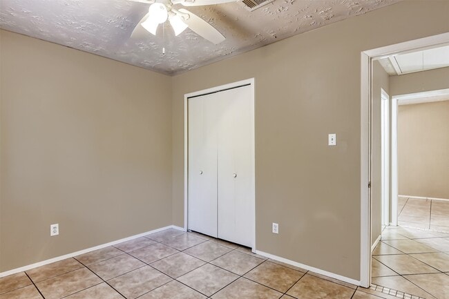 Photo - 45 Coralberry Rd