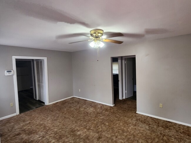 Photo - 205 Cedar St