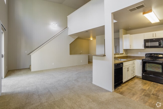 4BR, 2BA - 1,652SF - Sharps & Flats