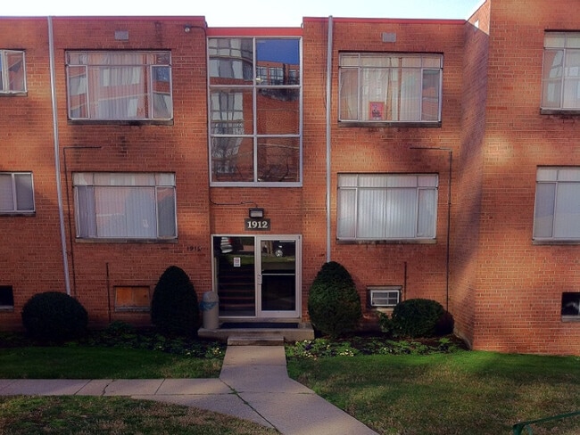 CE Scott - CE Scott Apartments