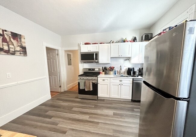 Photo - 151 E Cottage St Unit #3