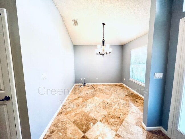 Photo - 1585 E Windy Willow Dr