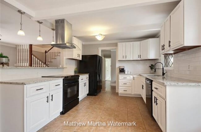 Kitchen - 8416 State Line Rd Unit House For Rent