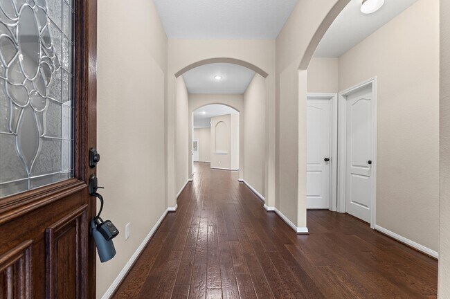Photo - 38 Tallgrass Way