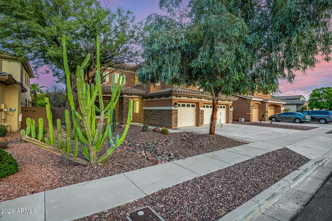 Photo - 5211 N 193rd Ave