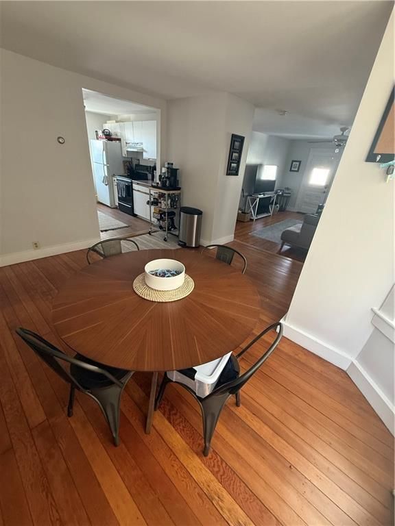 Photo - 9 Narragansett Ave