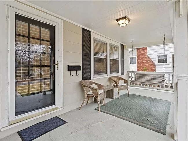 Photo - 7527 Madison Ave