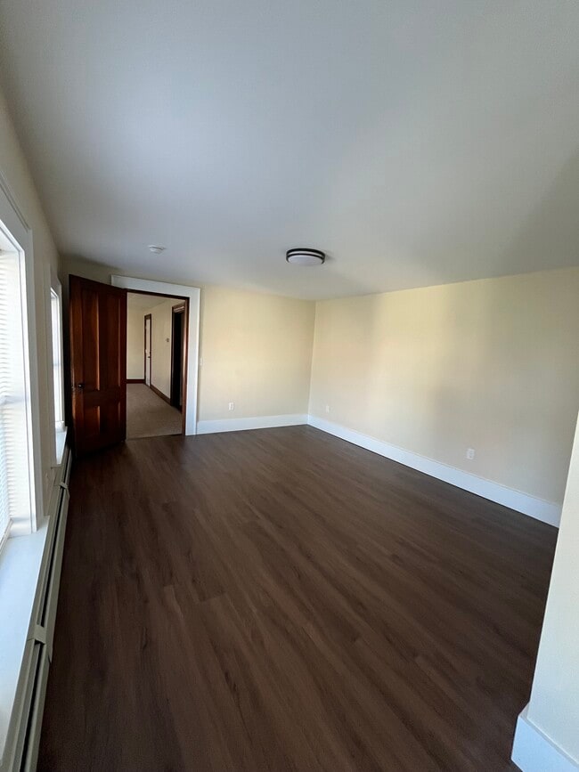 Photo - 27 Storer St Unit 201