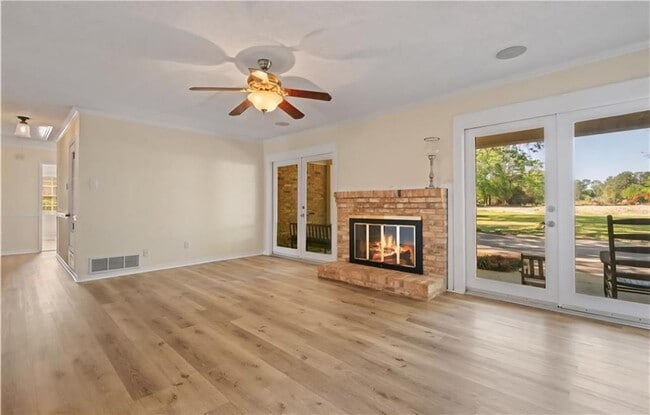 Photo - 3813 St Andrews Loop N
