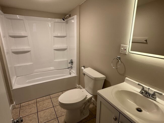 Photo - 1216 Ohio St Unit 1 - Lower