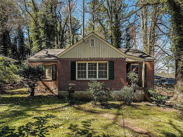 Photo - 1833 Ridgeland Dr (Decatur, GA)