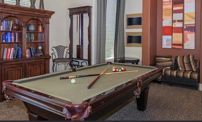 Photo - 1941 S Pierpont Unidad 2035