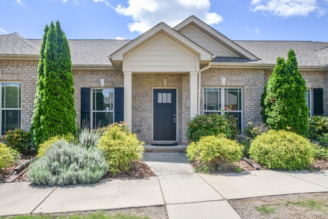 Building Photo - 97 Cypress Grove Ln SW Rental