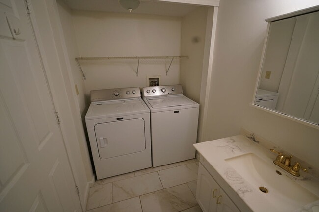 Photo - 2501 Crestline Ct