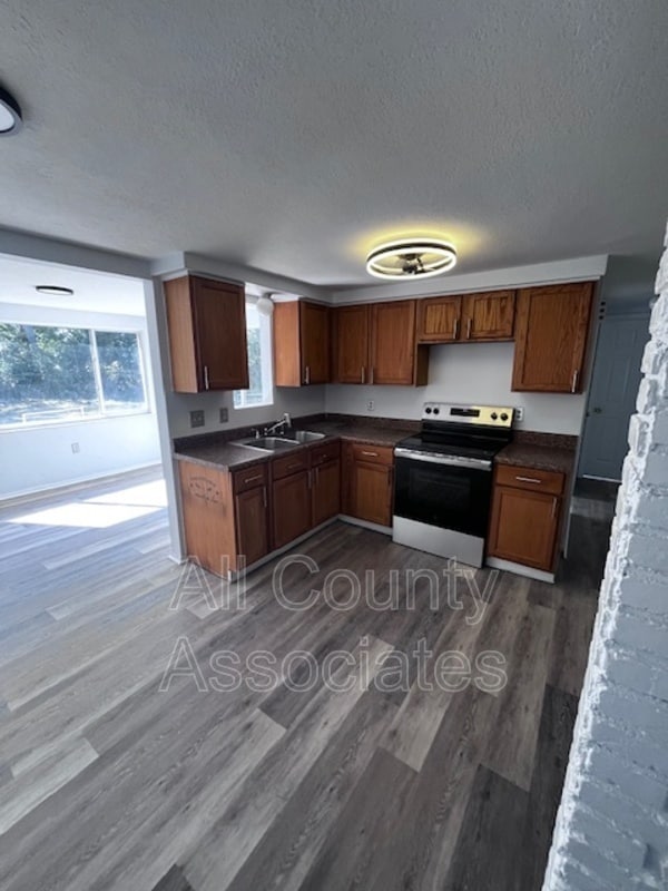 Photo - 7710 Rohuna Dr