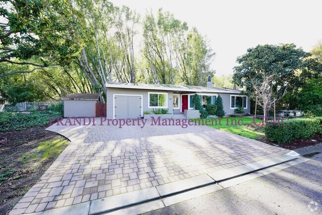 Building Photo - Creekside Novato Home on Cul De Sac, Close...