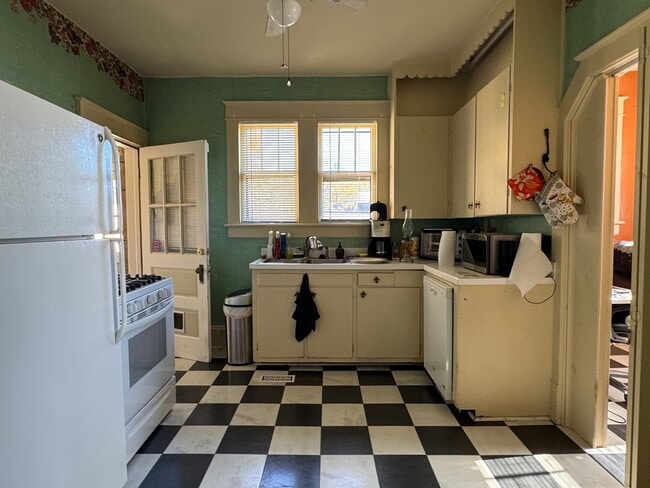 Photo - 4 Dixie Trail