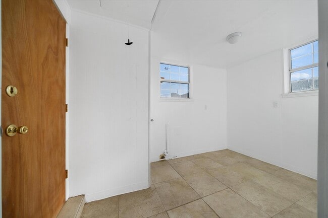 Building Photo - 44526 Cedar Ave Rental