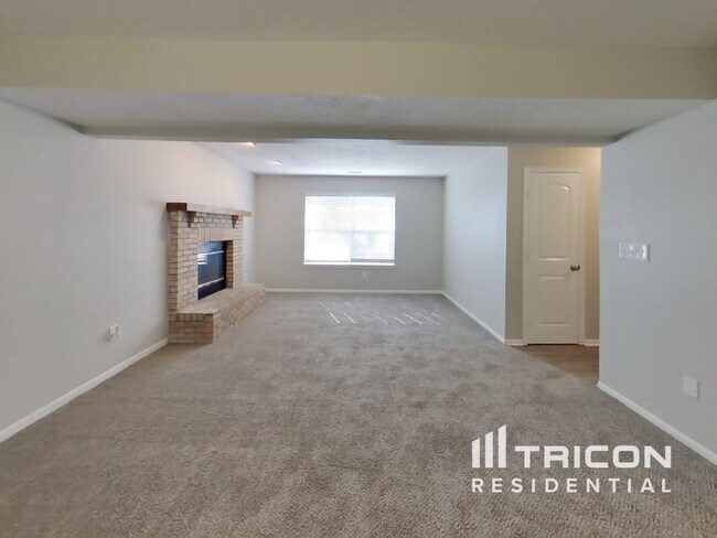 Photo - 321 E Brixton Woods Dr House