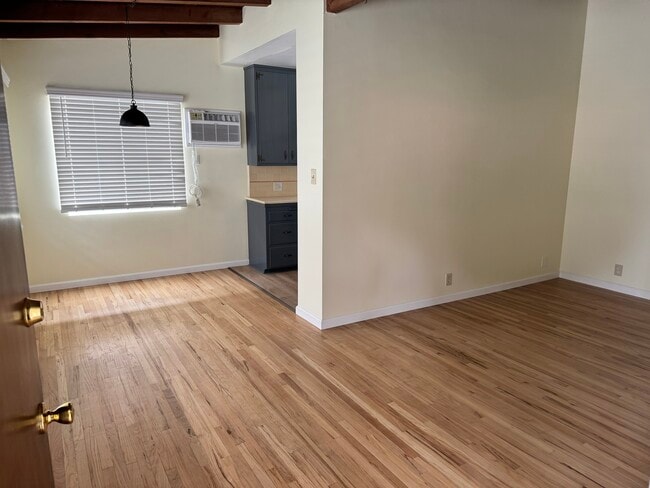 Photo - 822 21st St Unidad B