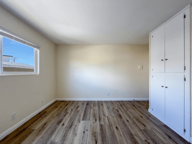 Photo - 311 W Palm Ave