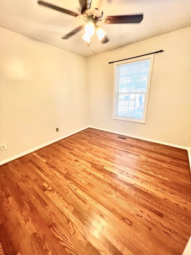 Photo - 315B Pitts Ave
