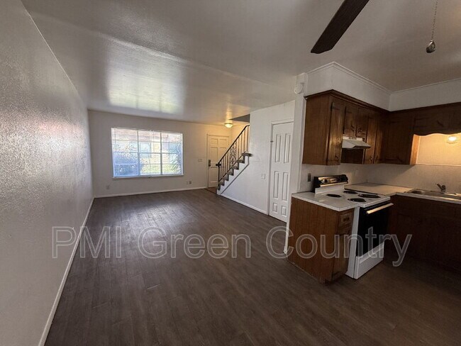 Photo - 4704 S Darlington Ave