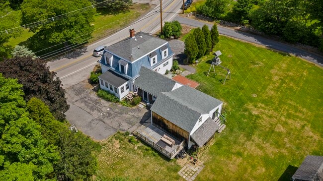 Building Photo - 404 Sagamore Rd Unit Back Rental