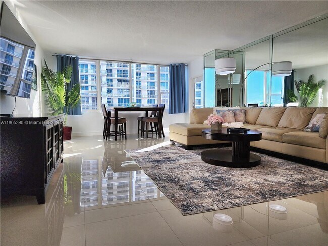 Photo - 3505 S Ocean Dr Unidad 1217