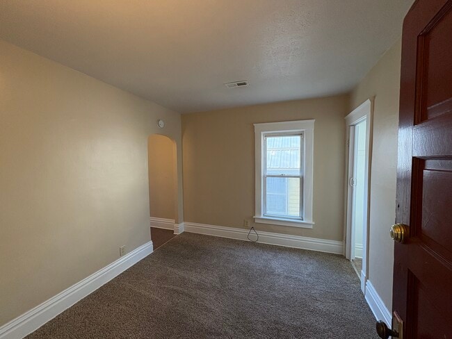 Main room - 2120 Cherry St Unit Apt 2N
