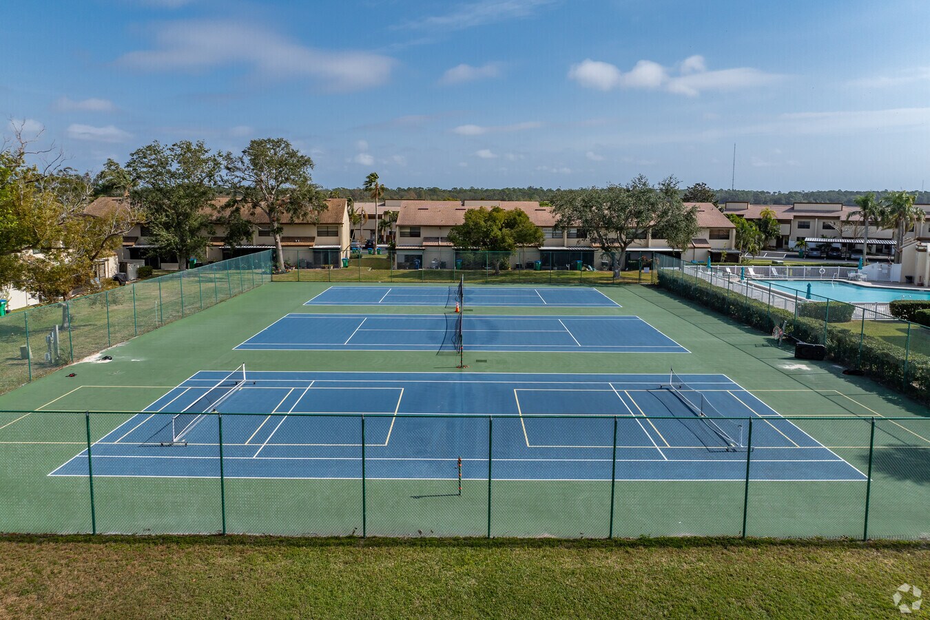 9209 Seminole Blvd Seminole, FL - Townhomes at Lake Seminole