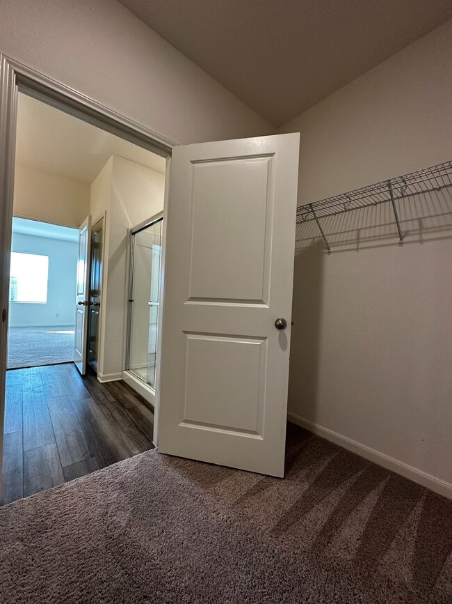 Photo - 14432 Woodland Vly