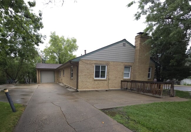 Photo - 1901 Baseline Rd