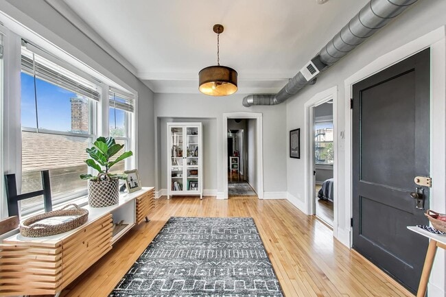 Photo - 2145 W Thomas St Unit 3