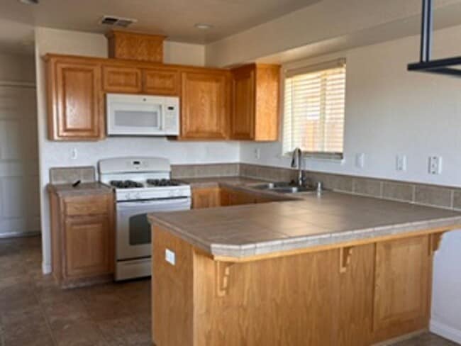 Photo - Charming 2-Story Home in a Convenient Tehachapi Location