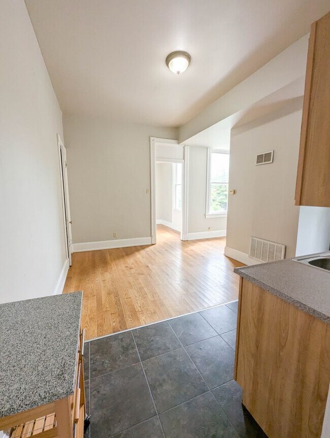 Photo - 26 Conklin St Unidad 2