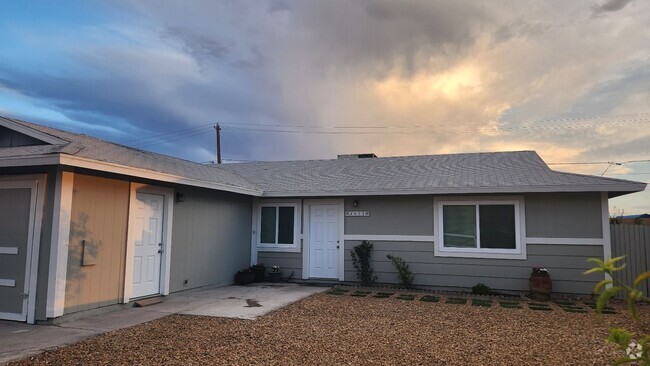 Building Photo - 4655 Yuma Ave Unit Main Home