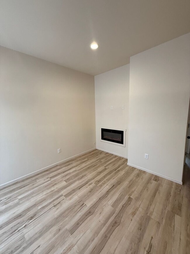 Photo - Stoltzfus-PM-026-0265 Unit 2221 Union Ave A