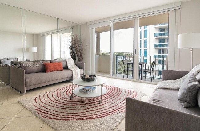 Photo - 9195 Collins Ave Unit 711