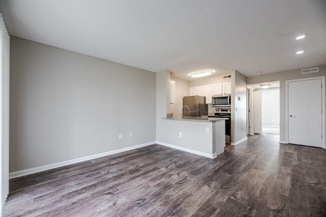Eastpointe Lakes Apartments and Townhomes