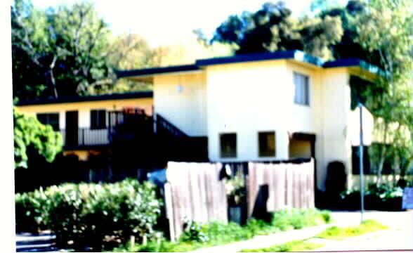 Capri Apartments - Capri Apartments