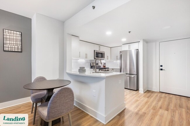 Photo - 1221 S Eads St Unidad 01-0504.1407415