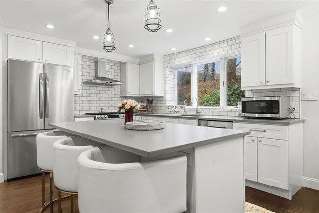 Photo - 30 Allandale St